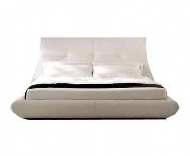 cattelan_italia_matisse_bed_leather-444x380